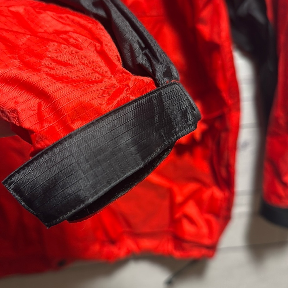 Hilti Rain Jacket (new) - Picture 3 of 7